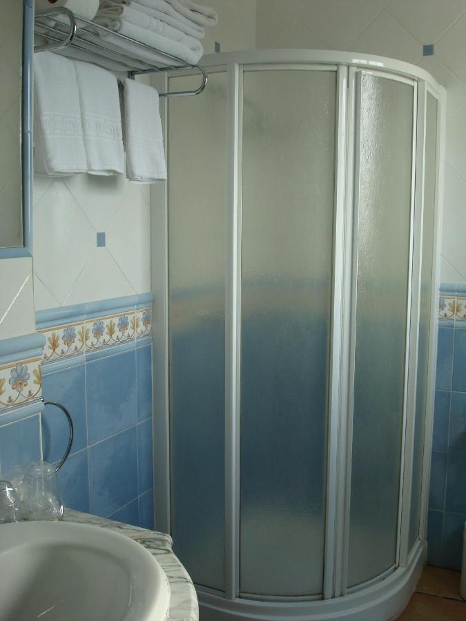 Hotel Restaurante El Duque Medina-Sidonia Chambre photo